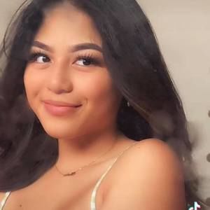 Meet your Posher, Angelica